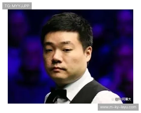 丁俊晖延续火热状态，6-1击败霍尔特，晋级2025国际锦标赛32强，丁俊晖世锦赛签表